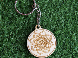 Schlüsselanhänger Mandala im Om