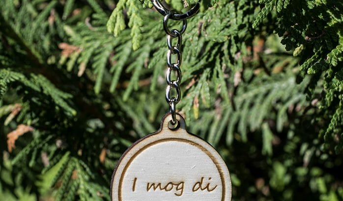 Schlüsselanhänger i mog di