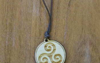 Halskette Triskele