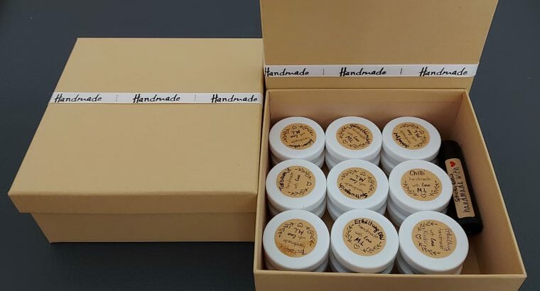 Heil und Kräutersalben